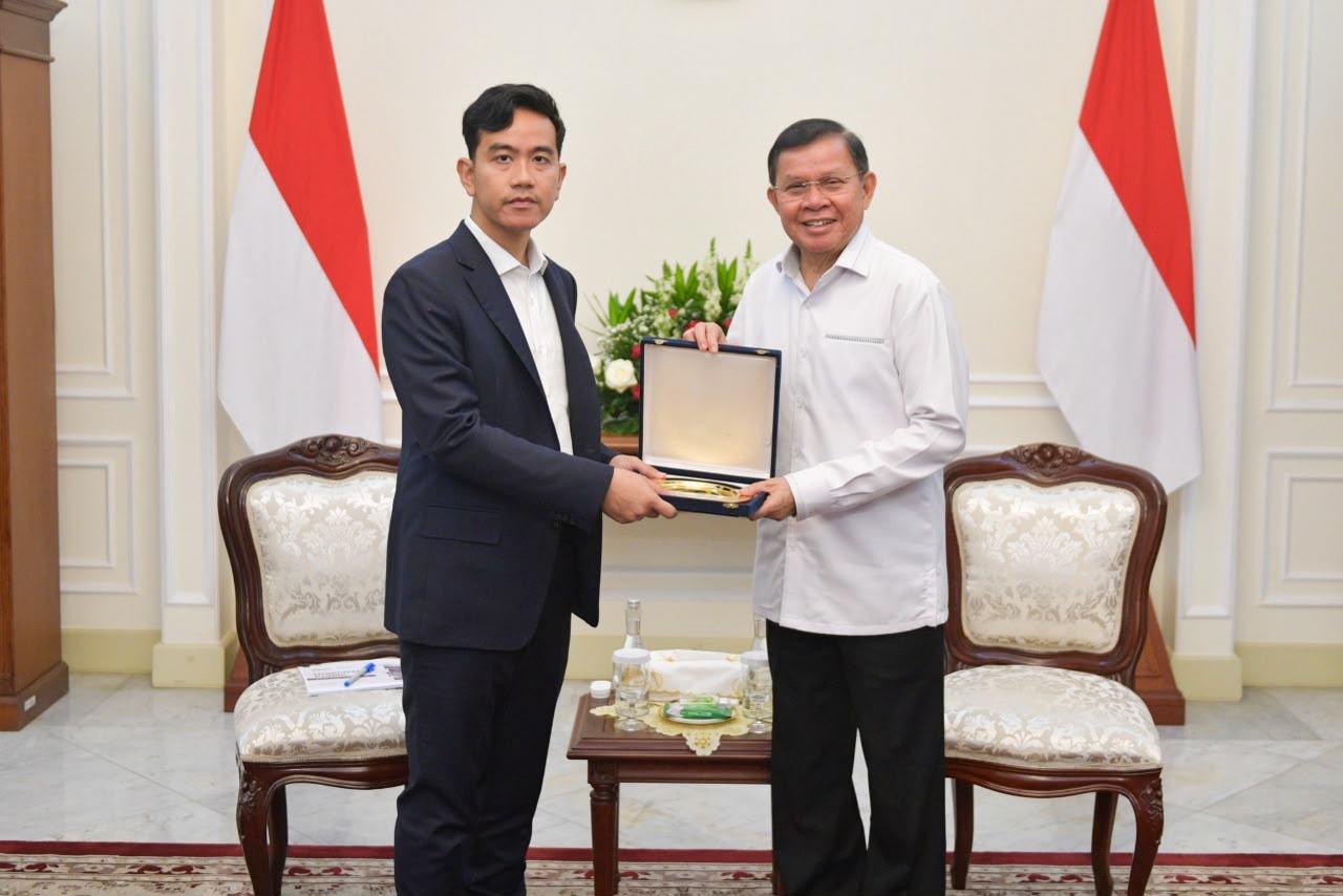Wapres Gibran Terima AJBI, Dorong Penguatan Ekosistem Beasiswa untuk SDM Indonesia Timur