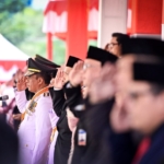 Gubernur Sulteng, Anwar Hafid khidmad dalam perayaan HUT RI Ke-81.